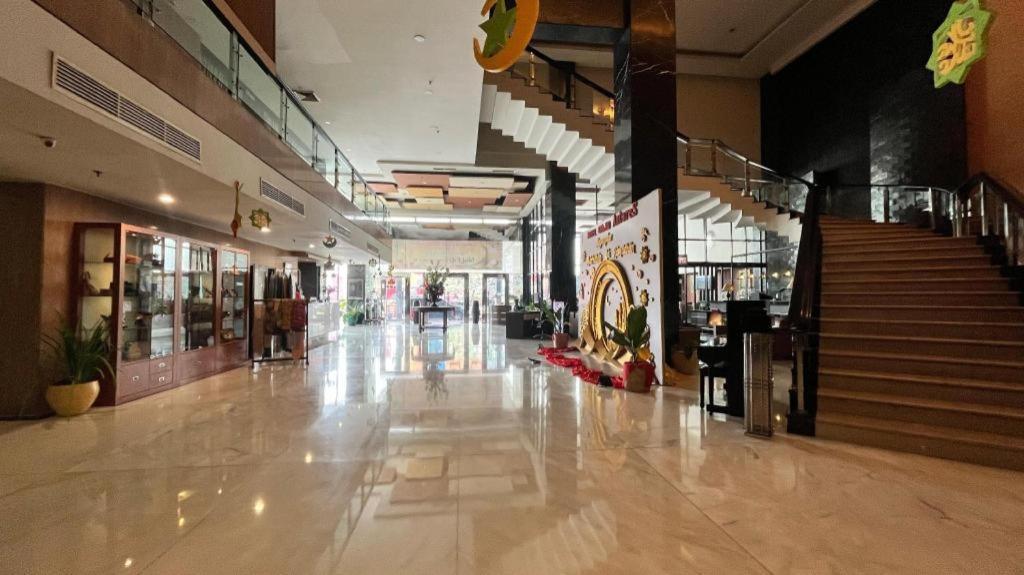 Grand Antares Hotel Medan Extérieur photo