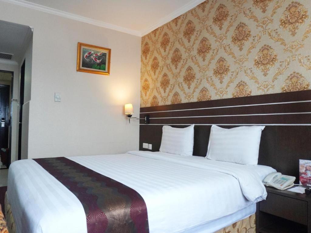 Grand Antares Hotel Medan Extérieur photo