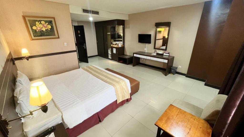Grand Antares Hotel Medan Extérieur photo