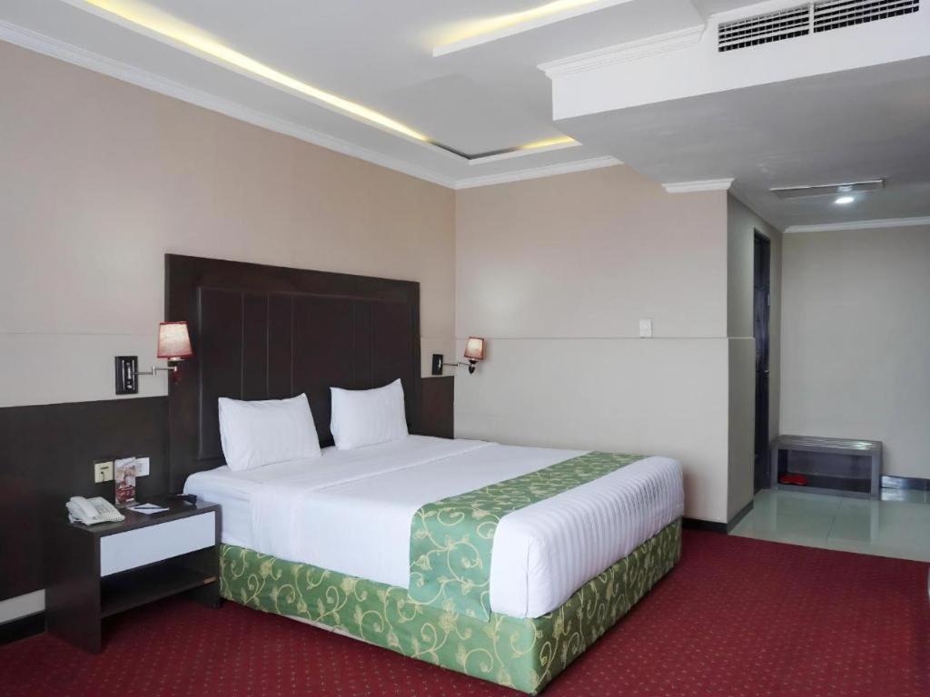Grand Antares Hotel Medan Extérieur photo