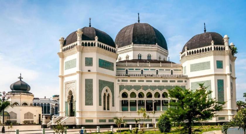 Grand Antares Hotel Medan Extérieur photo