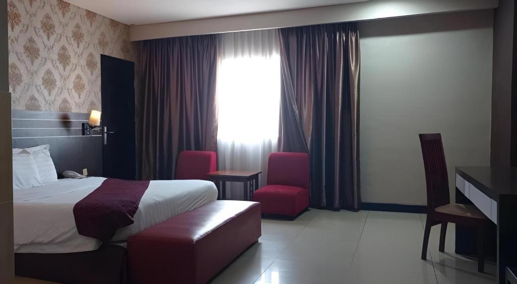 Grand Antares Hotel Medan Extérieur photo
