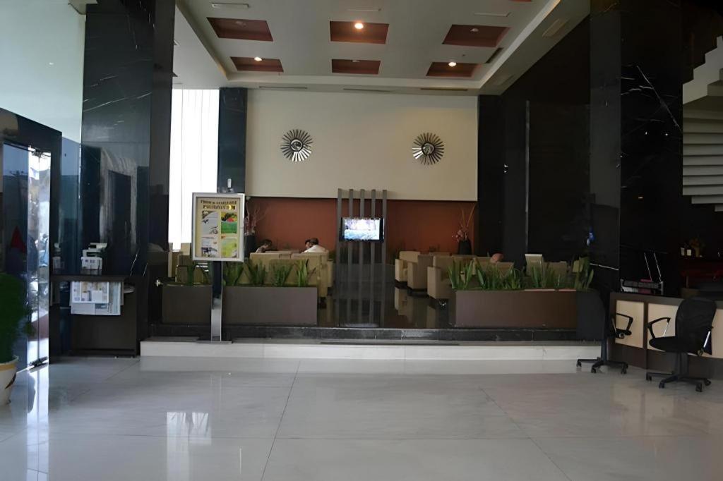 Grand Antares Hotel Medan Extérieur photo